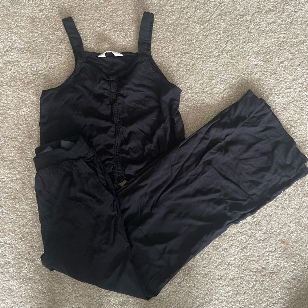 H&M black tank top and wide leg pants set
